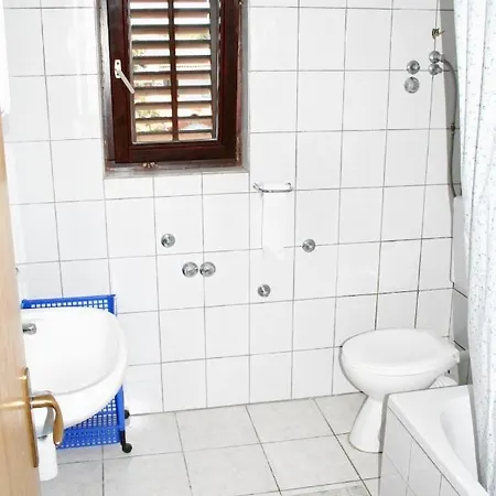 Διαμέρισμα By The Sea Mandre, Pag - 3084 Kolan