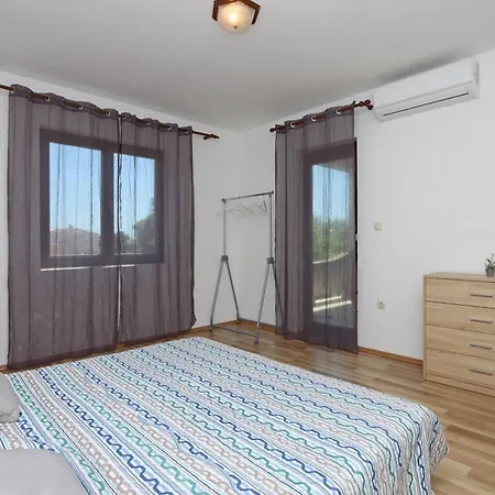 By The Sea Mandre, Pag - 3084 Apartman Kolan
