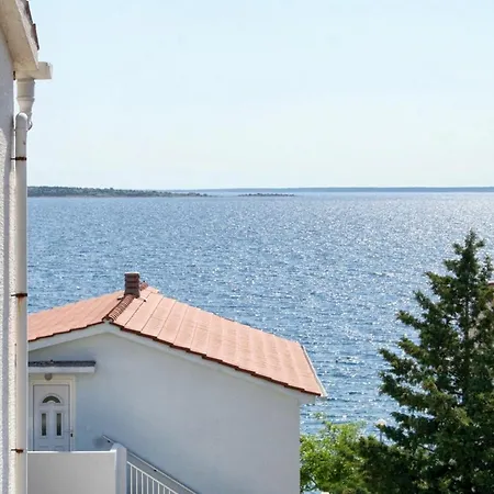 Apartment By The Sea Mandre, Pag - 3084 Kolan