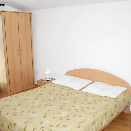 By The Sea Mandre, Pag - 3084 Apartment