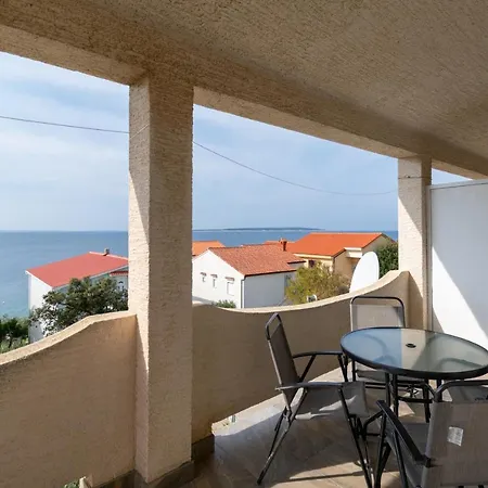 By The Sea Mandre, Pag - 3084 Apartment Kolan
