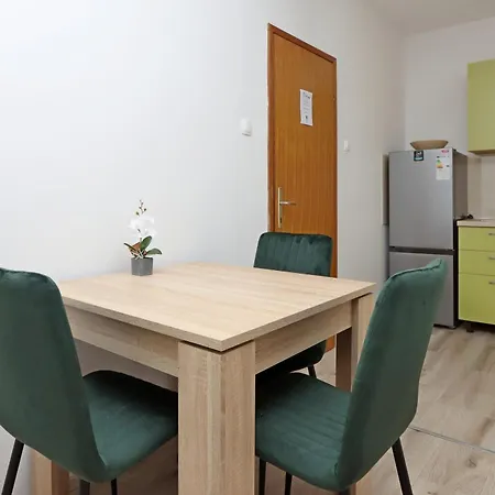 By The Sea Mandre, Pag - 3084 Apartment *