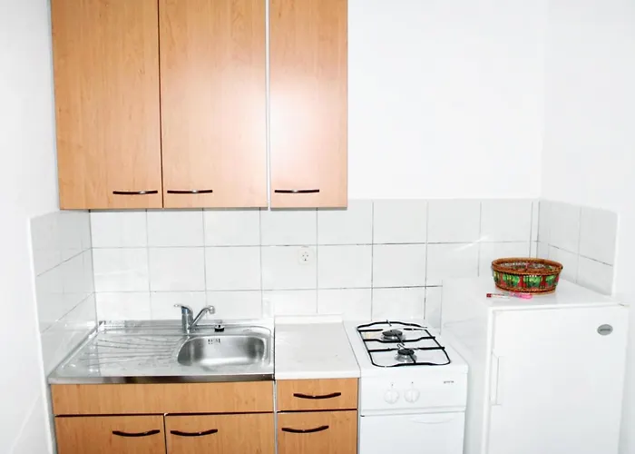 By The Sea Mandre, Pag - 3084 Kolan