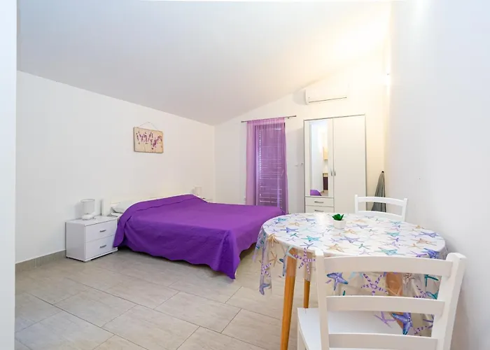 By The Sea Mandre, Pag - 3084 Daire Kolan