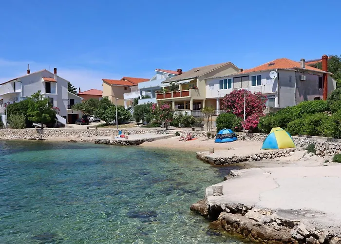 By The Sea Mandre, Pag - 3084 * Kolan